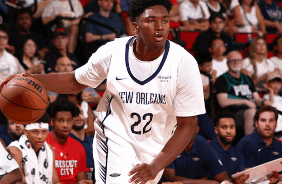 derik-queen-pelicans-660×400